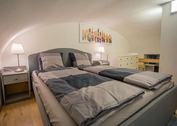 Cosy Flat In The Dob Street - Sapphire